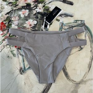 TAVIK full coverage swimming bottom 🤍